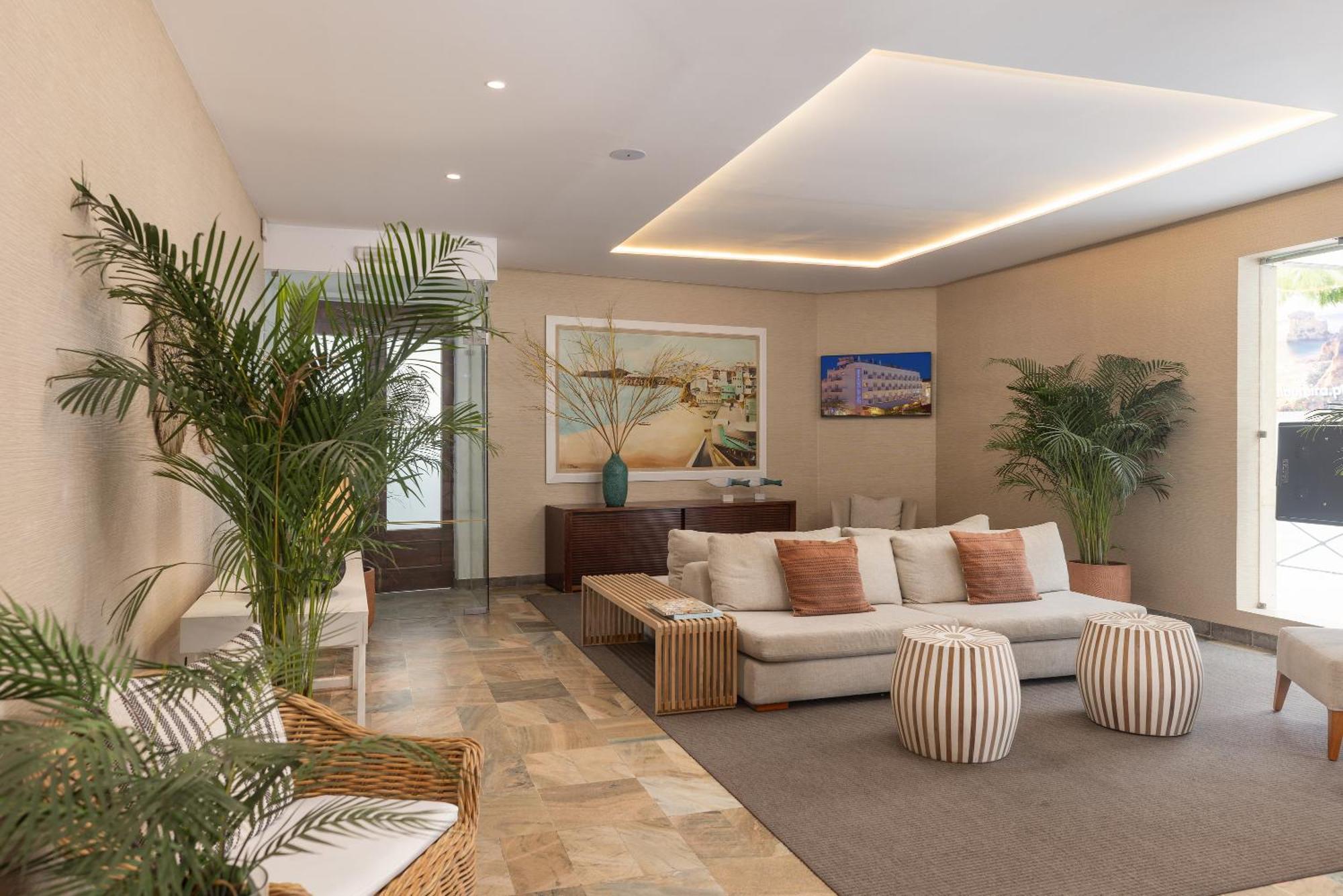Hotel Baltum Албуфейра Екстериор снимка