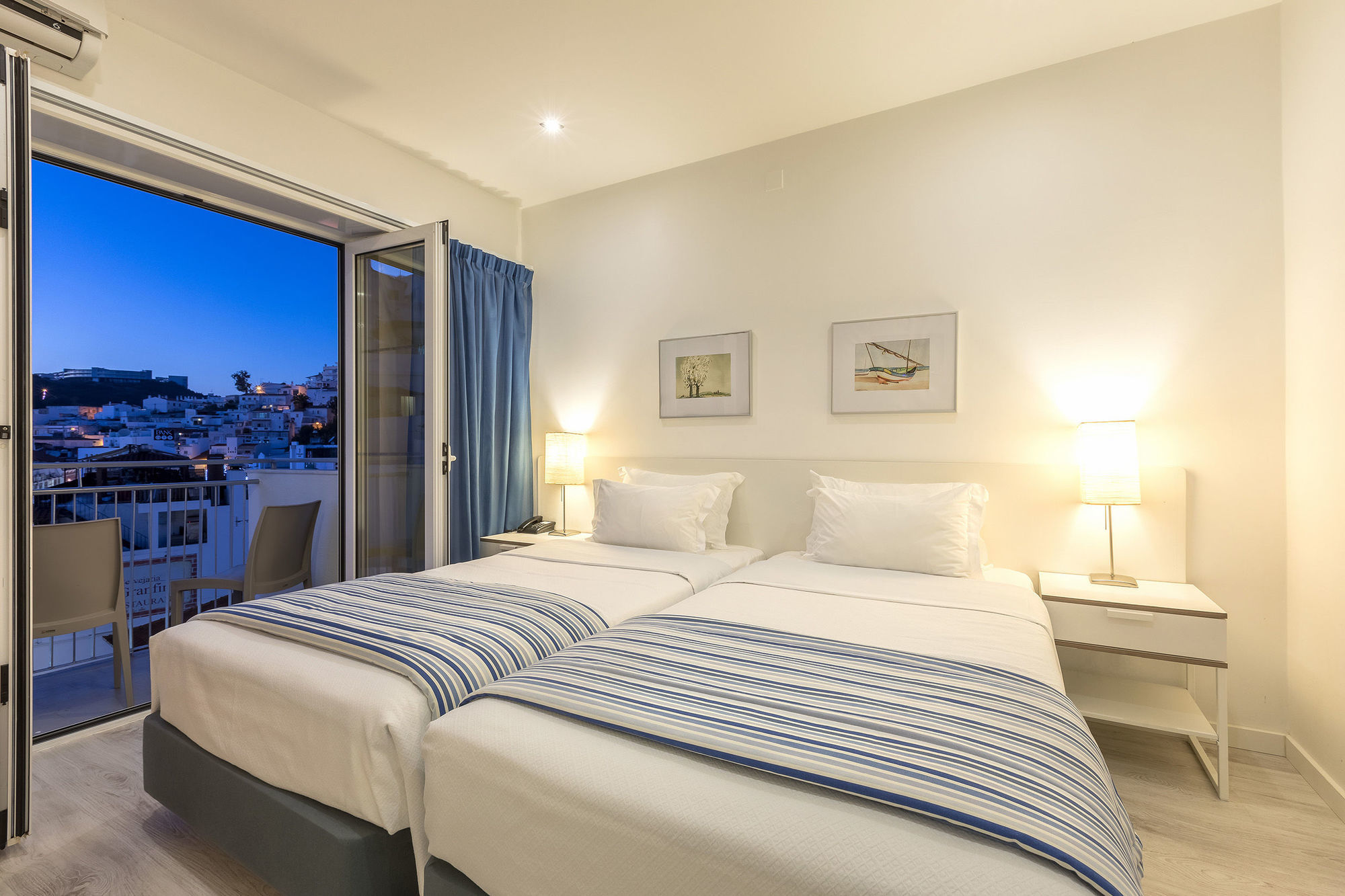 Hotel Baltum Албуфейра Екстериор снимка